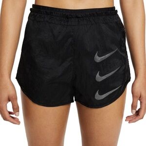 Nike | Tempo Luxe Run Division 2-in-1 Running Shorts
